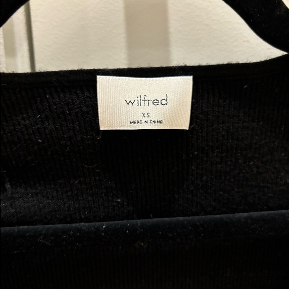 Aritzia Tuscany sweater in black in XS - Picture 3 of 5